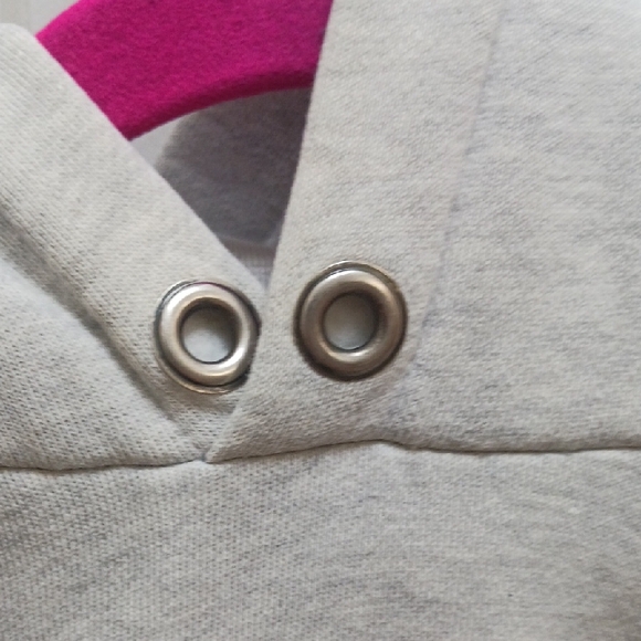 Abercrombie & Fitch Light Gray Hoodie with Red Accents - Picture 5 of 8